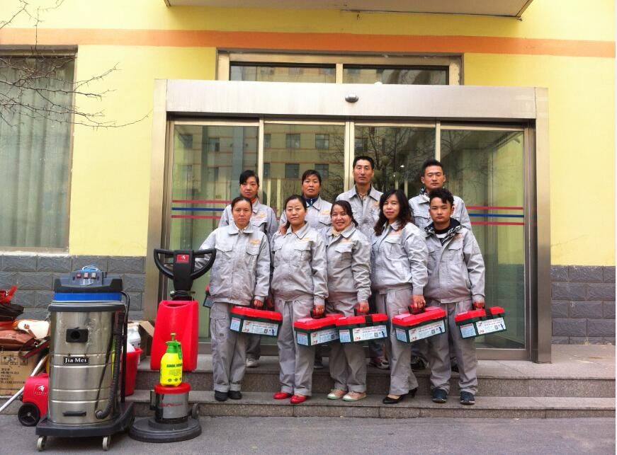 烏魯木齊警備區(qū)全面保潔