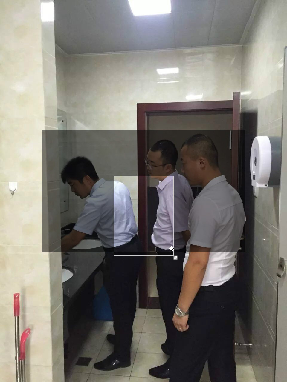 公司對明園項(xiàng)目部進(jìn)行定期質(zhì)量控制檢查